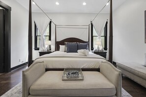 4 Schlafzimmer, Schreibtisch, Bügeleisen/Bügelbrett, WLAN