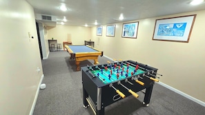 Spielezimmer