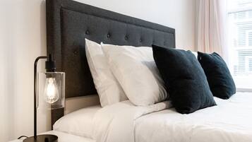 2 Schlafzimmer, Schreibtisch, Bügeleisen/Bügelbrett, kostenloses WLAN