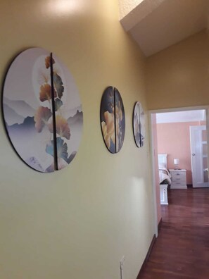 5 bedrooms, iron/ironing board, WiFi, bed sheets - Casa Frida espectacular hospedaje para Familias o Grupos a 4 minutos del centro. (Baños)