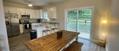 Mikrowelle, Ofen, Herdplatte, Geschirrspüler