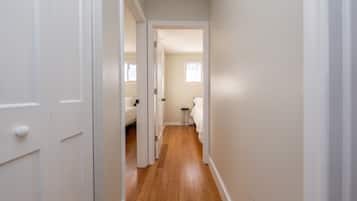 3 quartos, Wi-Fi de cortesia, roupa de cama
