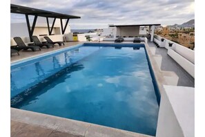 Pool - BajaSur D, short walk to the beach & Rooftop pool (Cabo San Lucas)