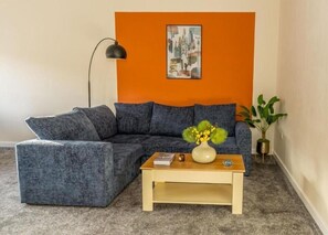 Living area - Stay at Waltz Gate (Horley)