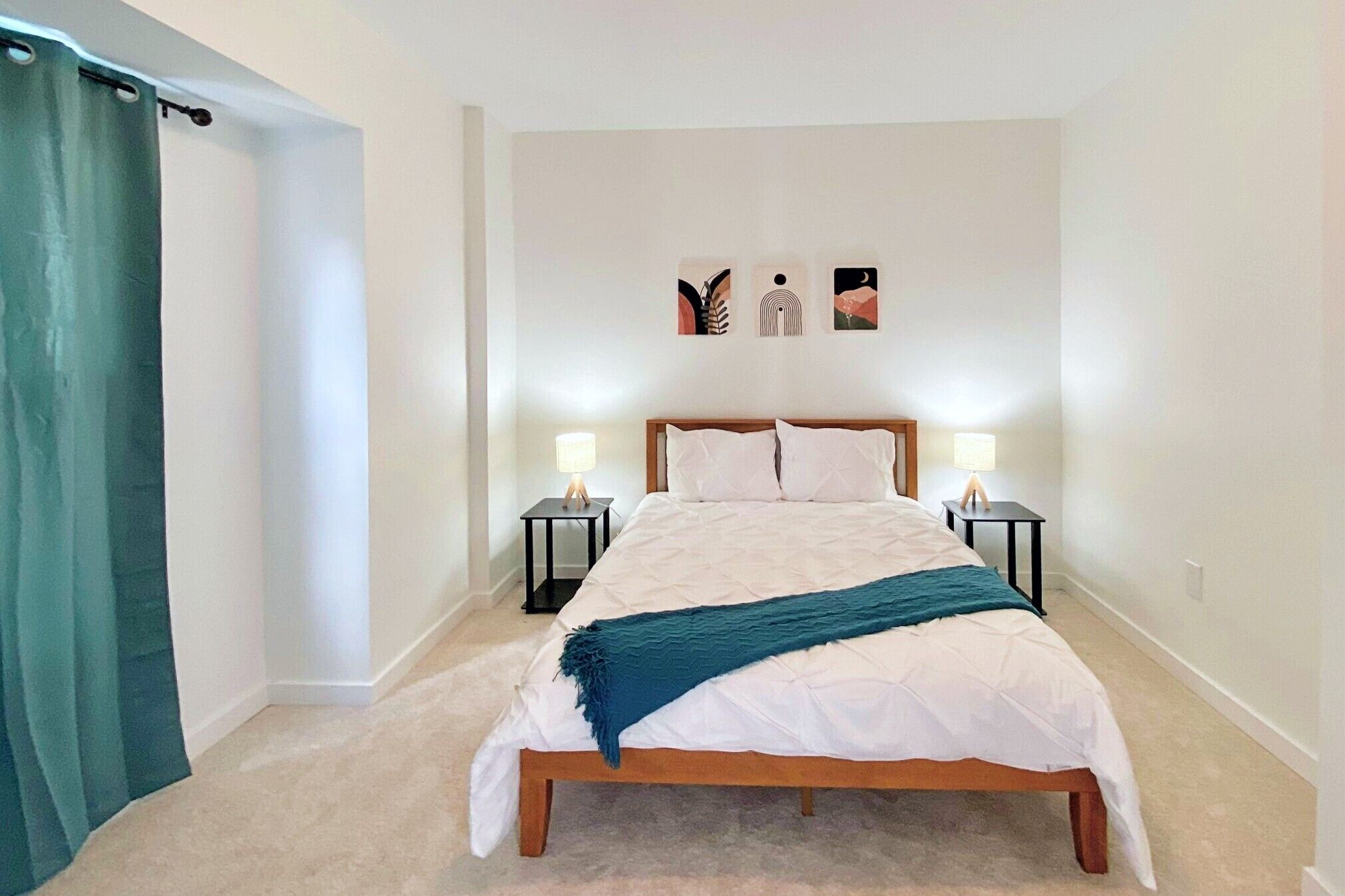 Beautifully Remodeled 1/2 Duplex Home in Old Brooklyn