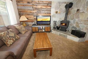 Unclassified image, 5 of 20, button