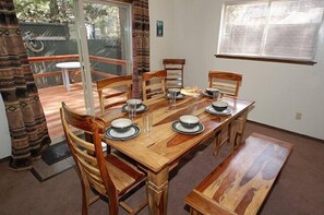 Dining - Pet Friendly - Central to 3 Ski Resorts! (South Lake Tahoe)