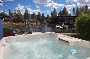 Imagen sin descripción, 2 de 17, botón