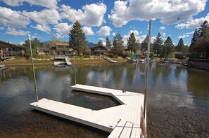 Marina - Waterfront Home, Private Hot Tub/Boat Dock - Views! (South Lake Tahoe)