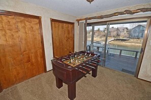 Spielezimmer