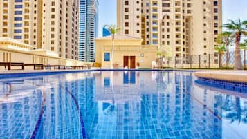 5 albercas al aire libre