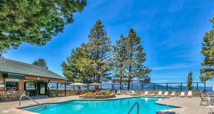 Steps from Outdoor Pool and Beach, Filtered Lake Views from Deck!