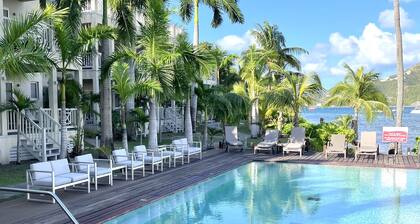 Stunning Waterfront Suite, Antigua English Harbour