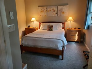 1 bedroom, bed sheets