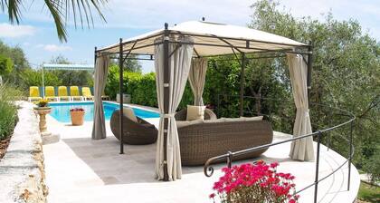 Maison Miel - Three Bedroom Villa, Sleeps 6