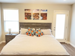 2 bedrooms, iron/ironing board, free WiFi, bed sheets
