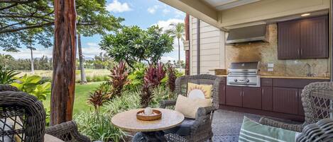 Apartment, Mehrere Betten, Terrasse, Blick auf den Golfplatz (Hale Laki) | Terrasse/Patio