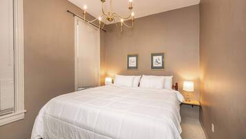House, 1 Katil Raja (King), Fireplace, City View | 1 bilik tidur, dihias secara berasingan