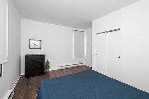 House, Multiple Beds, Kitchen, Garden View (Northside Suites) | 4 bedrooms, individually decorated, individually furnished, free WiFi