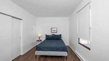 House, Multiple Beds, Kitchen, Garden View (Northside Suites) | 3 bedrooms, individually decorated, individually furnished, free WiFi