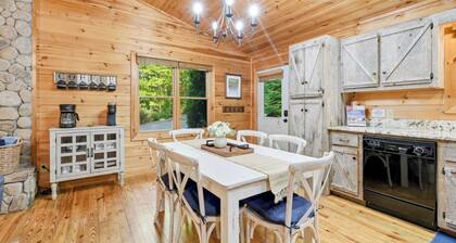 Misty Creek Cabin Private 3 BDR w/ Game Room!