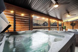 Cabin, Multiple Beds, Balcony, Pool View (Rocky Shores Retreat) | Outdoor spa tub