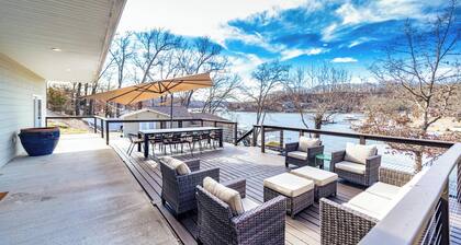 Bearcat Bungalows Two Homes One Rental, Sleep 22