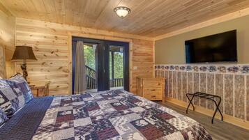 Cabin, Multiple Beds, Hot Tub, Mountain View (Cabin On The Edge)