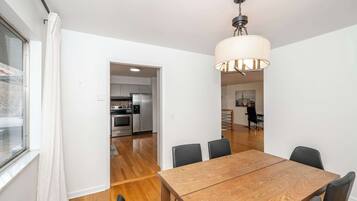 House, Multiple Beds, Patio | Dining