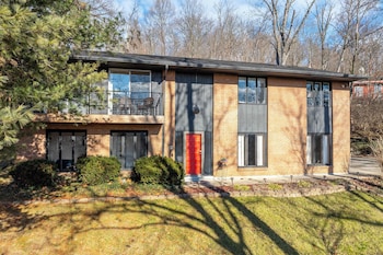 Top Notch City Escape w King Bed