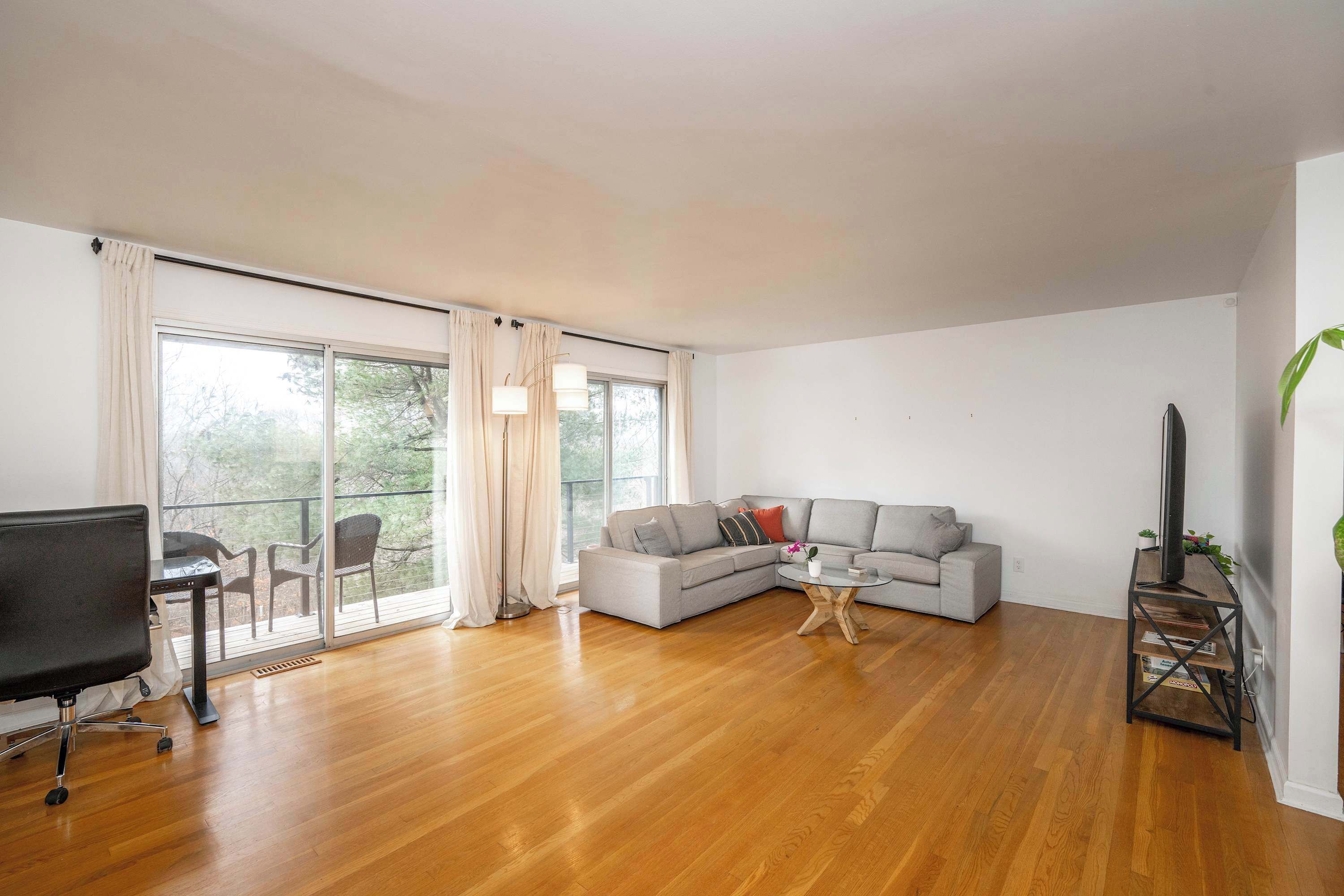 House, Multiple Beds, Patio | Living area | TV