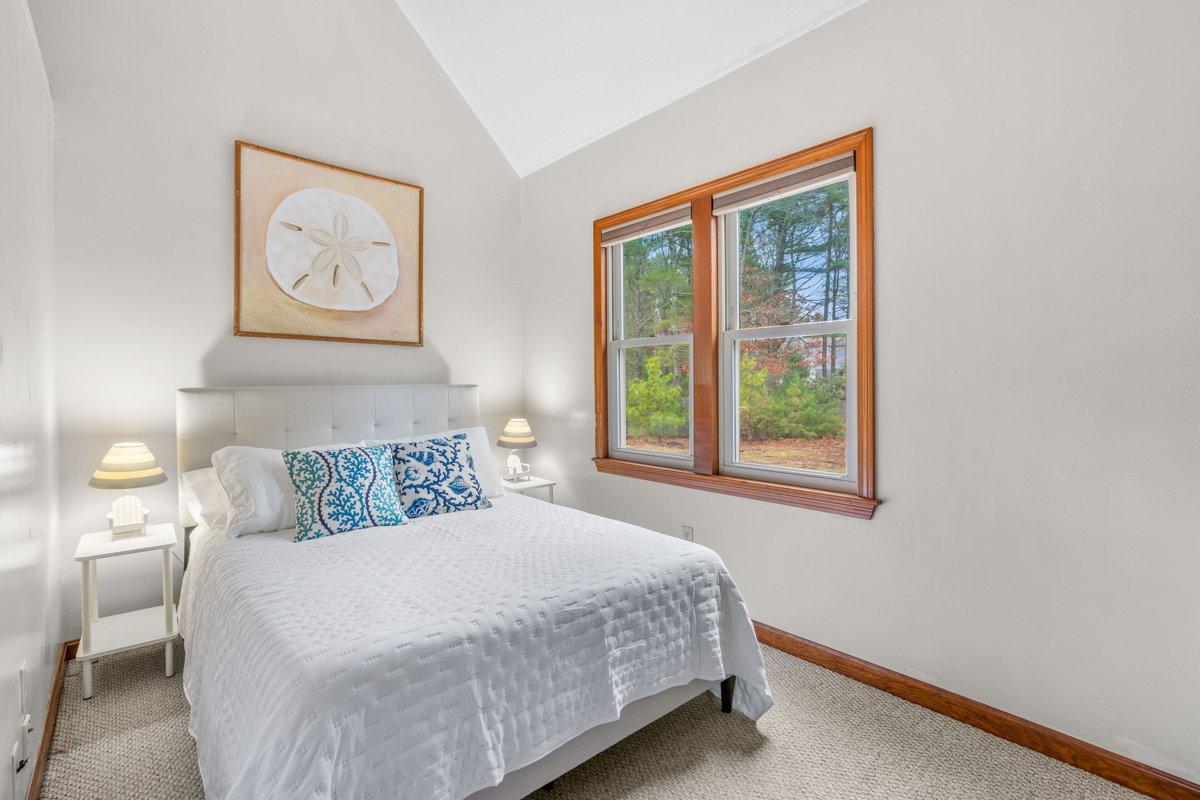 House, Multiple Beds, Hot Tub, Garden View | 4 bedrooms, individually decorated, individually furnished, free WiFi