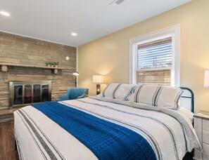 House, Multiple Beds, Fireplace, Garden View | 6 bedrooms, individually decorated, individually furnished, desk
