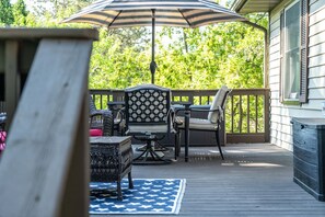 Property grounds - Tulip Hill (Lake Geneva)