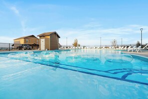 Pool - A Birds Eye Bridge View - 5 BDR w/ Private Hot Tub (Kimberling City)