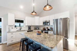 Cabin, Multiple Beds, Patio (A Birds Eye Bridge View) | Private kitchen - A Birds Eye Bridge View - 5 BDR w/ Private Hot Tub (Kimberling City)
