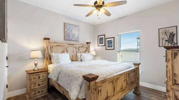 5 bedrooms, individually decorated, individually furnished, free WiFi
