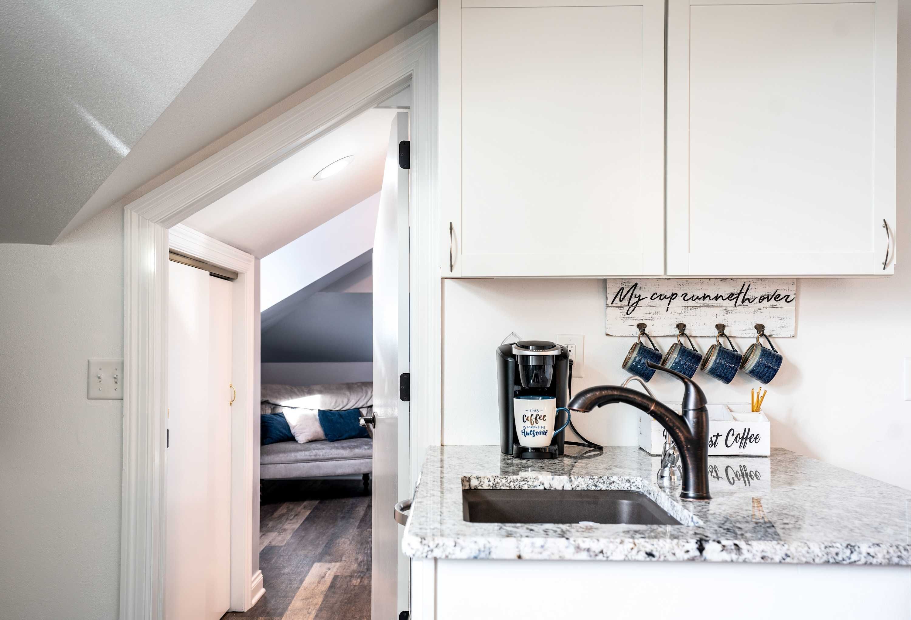 Condo, 1 Queen Bed, Kitchen, Garden View (The Hideaway at Hayloft Lodge) | Interior