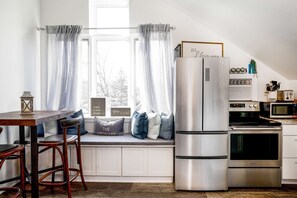 Condo, 1 Queen Bed, Kitchen, Garden View (The Hideaway at Hayloft Lodge) | Private kitchen | Fridge, microwave, oven, stovetop - The Hideaway at Hayloft Lodge Chic & Unique Stay (Lake Geneva)