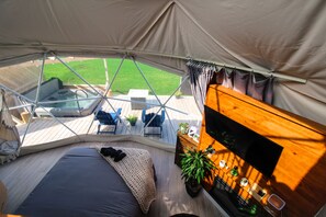 Decoración personalizada, muebles diferentes y wifi gratis 