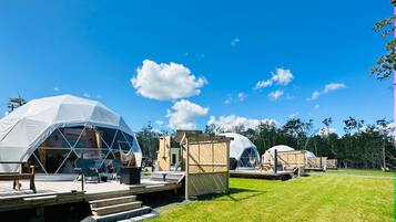 Mặt tiền nơi lưu trú