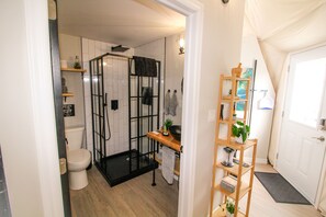 Business Tent, 2 Bedrooms, Hot Tub, Bay View | Bathroom | Shower, rainfall showerhead, designer toiletries, hair dryer - Island Beach Hideaways  (Monks Head)
