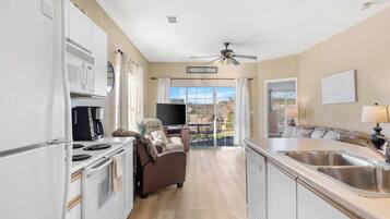 Condo, Multiple Beds, Patio, Golf View (The Bunker at Holiday Hills Resort) | Living area | 42-inch flat-screen TV with digital channels