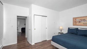 Apartment, 1 Queen Bed, Kitchen, Garden View | 1 bedroom, individually decorated, individually furnished, free WiFi