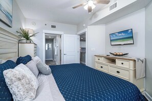 Appart'hôtel, plusieurs lits, balcon, vue océan (Savi's Sun Sational Getaway) | 2 chambres, décoration personnalisée, ameublement personnalisé
