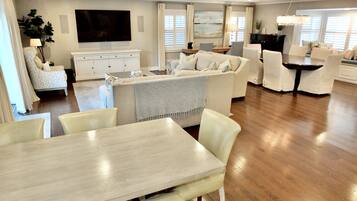 House, Multiple Beds, Patio, Beach View | In-room dining