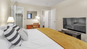 Casa, várias camas, acesso à piscina, vista para o jardim | 3 quartos, Wi-Fi de cortesia, individualmente decorados