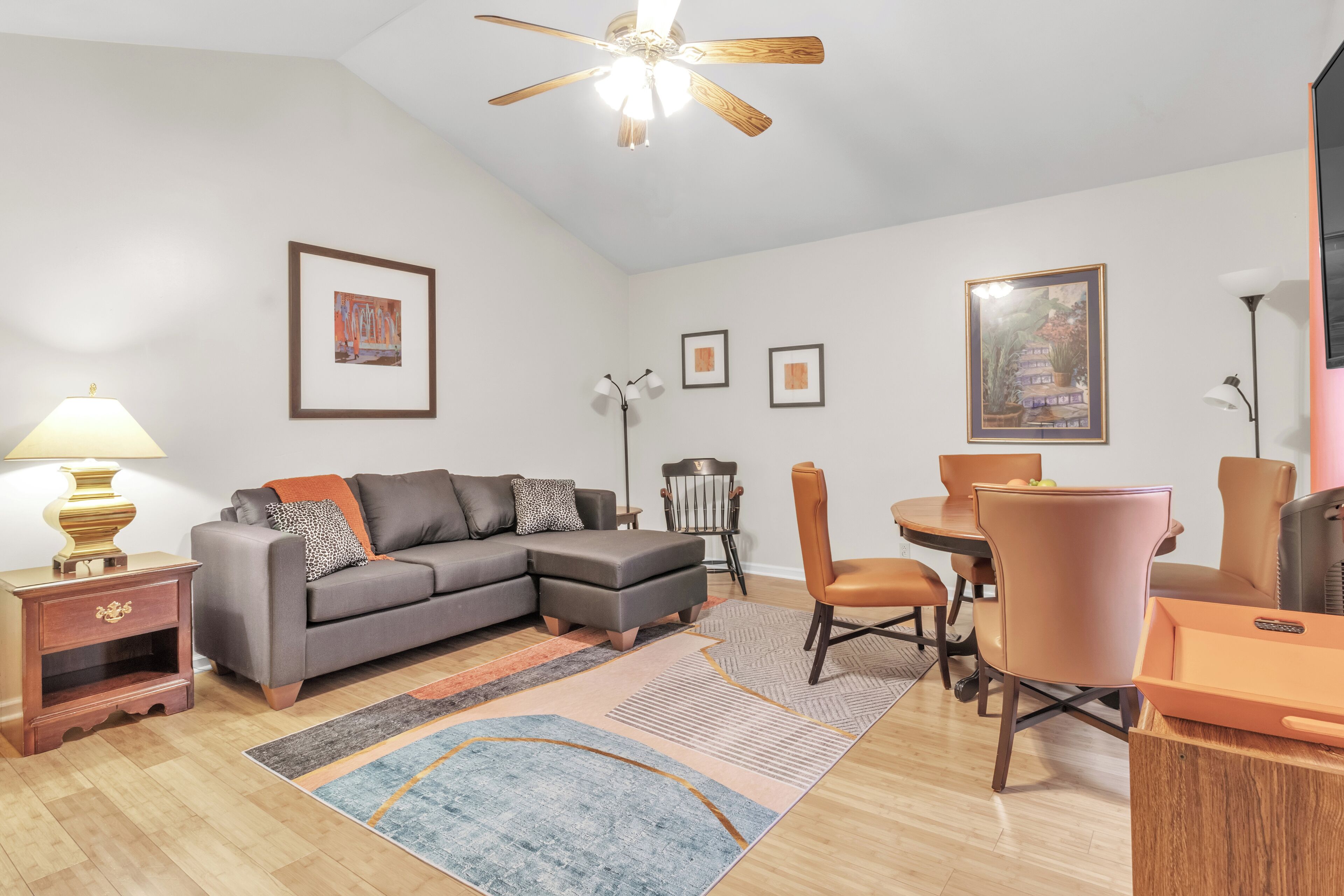 House, Multiple Beds, Pool Access, Garden View | Living area | TV, MP3 dock