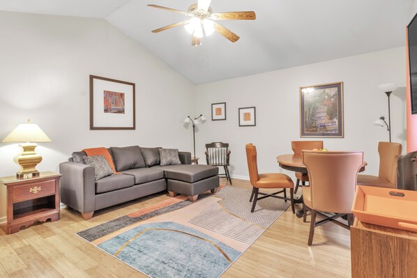 House, Multiple Beds, Pool Access, Garden View | Living area | TV, MP3 dock - Comfy Condo (Nashville)