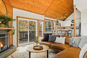 Televisión de pantalla plana, chimenea